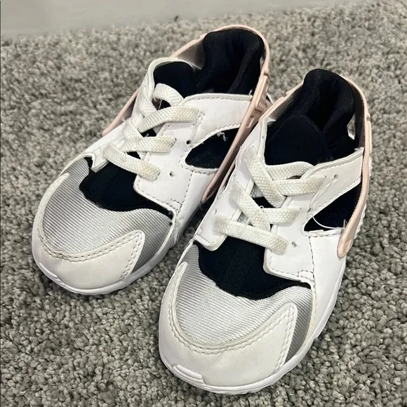 Girls size 7 lot of 7 shoes