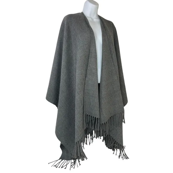 Gray Wrap Shoulder Shrug Kimono Sweater With Fringe
