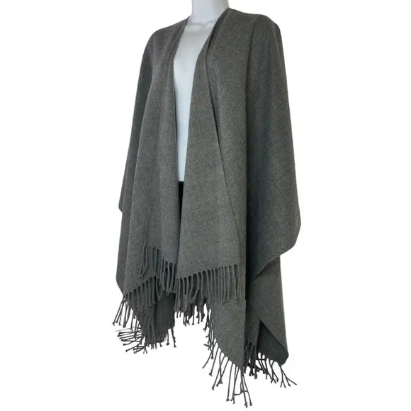 Gray Wrap Shoulder Shrug Kimono Sweater With Fringe