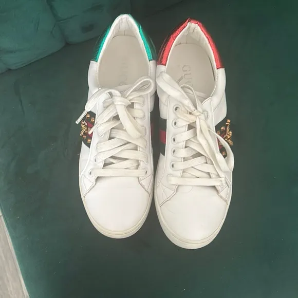 Gucci White and Green Sneakers with Minimalist Design