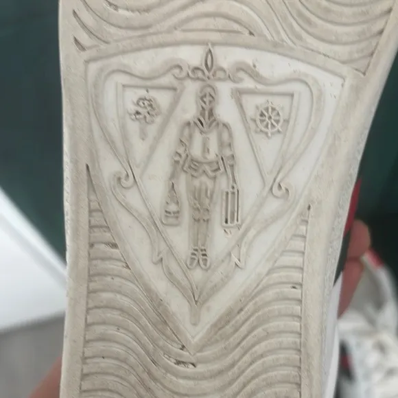 Gucci White and Green Sneakers with Minimalist Design