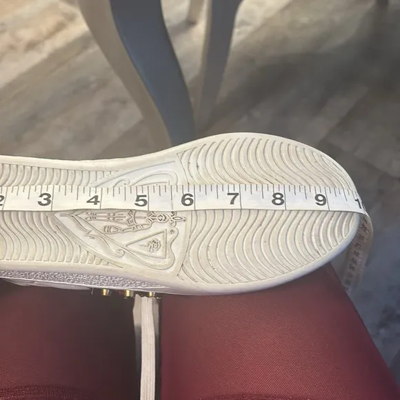 Gucci White and Green Sneakers with Minimalist Design