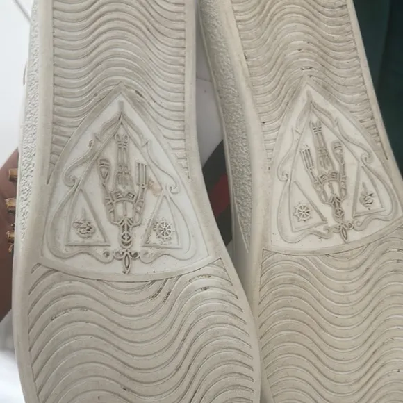 Gucci White and Green Sneakers with Minimalist Design