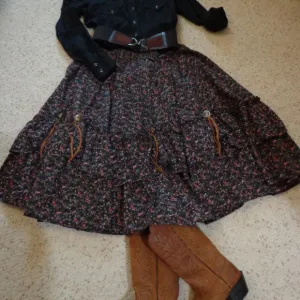 Homemade Boho Rodeo Skirt S w/Concho/Leather