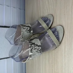 Hotel Particulier Shoes Womens EU 36 Beige Snake Print‎ Heeled Sandal
