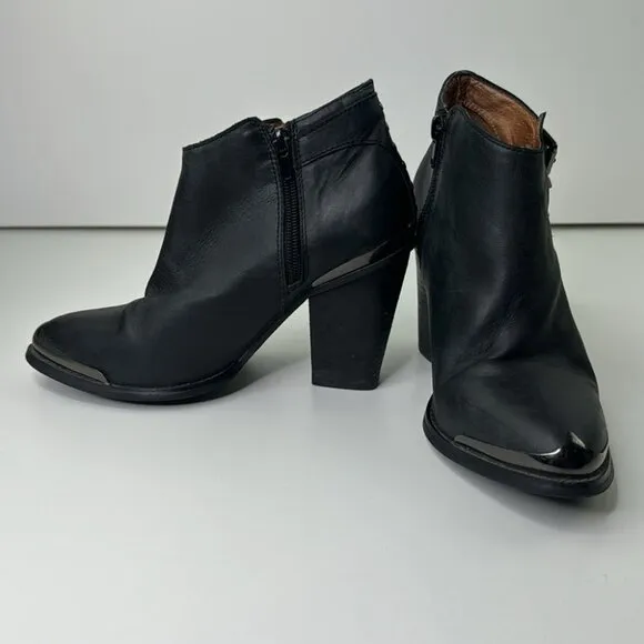 Ibiza Last by Jeffrey Campbell  Boots &quot;Westin&quot; black leather ankle booties