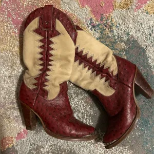 Incredible leather and suede cowboy 🤠 boots