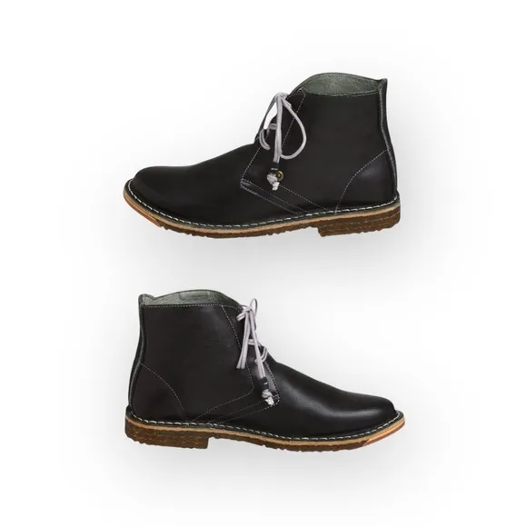 J Shoes ミ★ Sleek Fashion Forward Mohave 2 Chukka Boots ミ★ Black Leather ミ★ 8.5M
