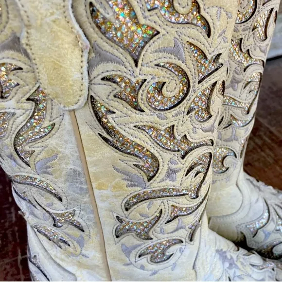 J.B. Dillon Reserve Crystal Embellished Bridal Boots in Bone Size US 7