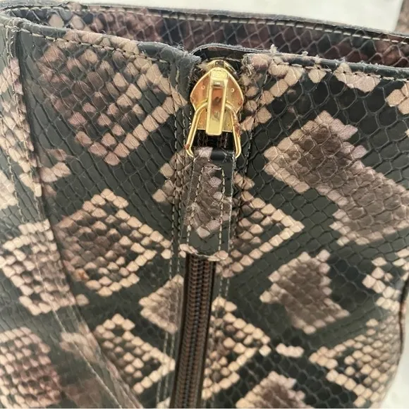 Jennifer Lopez Jlo Snake Print Pointy Toe Heeled Ankle Boots Brown Size 8.5