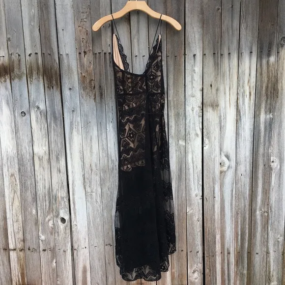 Jen’s Pirate Booty Cathedral Lace Wrap Maxi Dress Black S