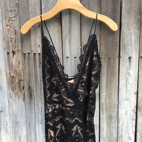 Jen’s Pirate Booty Cathedral Lace Wrap Maxi Dress Black S