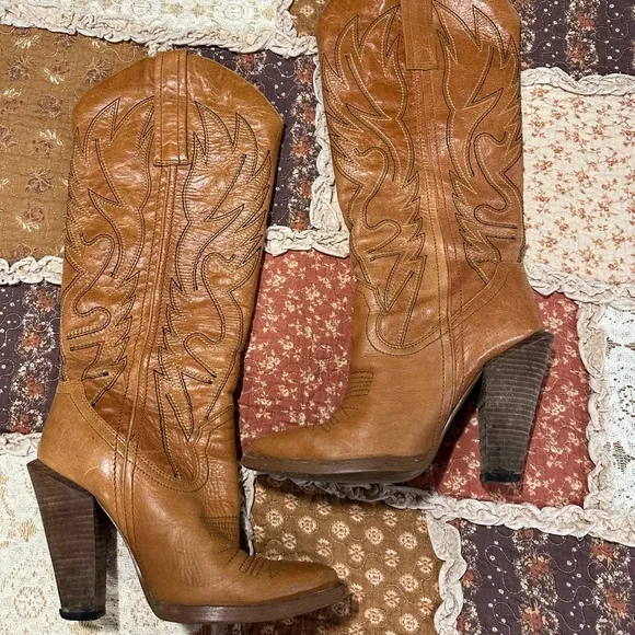 Jessica Simpson Alan Boots RARE