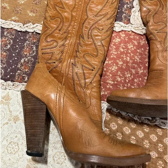 Jessica Simpson Alan Boots RARE