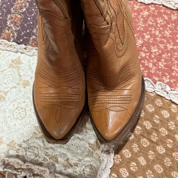 Jessica Simpson Alan Boots RARE