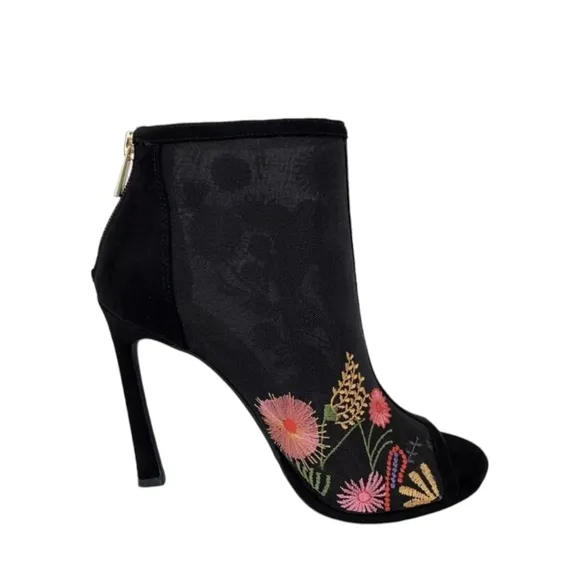 JESSICA SIMPSON Pascal Peeptoe Boots 8 Booties Boho Embroidered Stiletto Heels