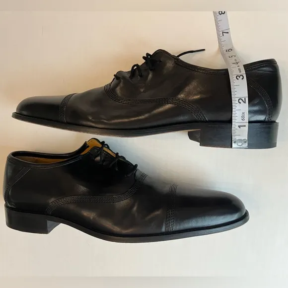 Johnston &amp; Murphy Men’s Black Leather Cap Toe Lace-Up Dress Shoe 11