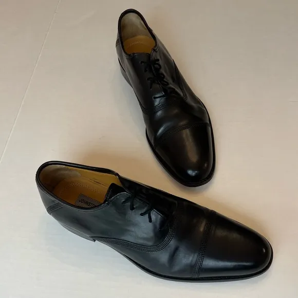 Johnston &amp; Murphy Men’s Black Leather Cap Toe Lace-Up Dress Shoe 11