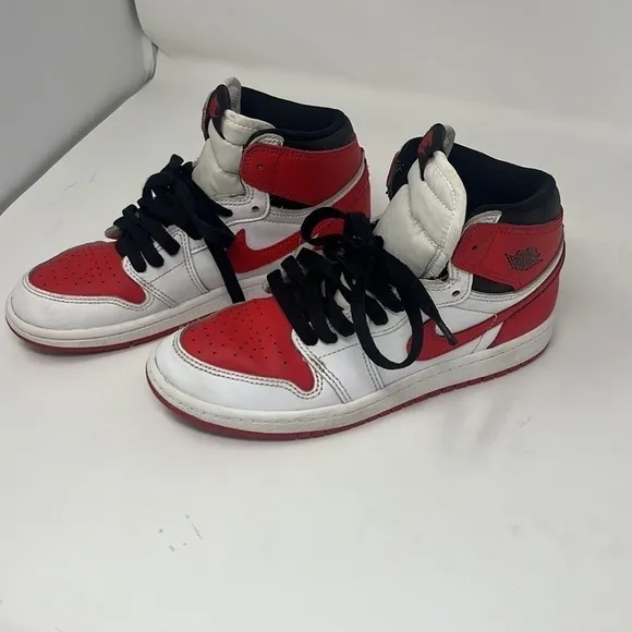 Jordan 1 Retro High OG &quot;White/University Red/Black&quot; 3Y