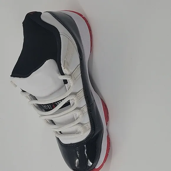 Jordan 11 Retro Low Concord Bred Youth
