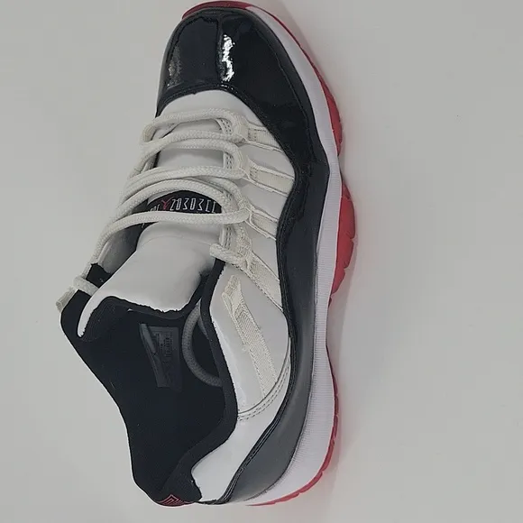 Jordan 11 Retro Low Concord Bred Youth