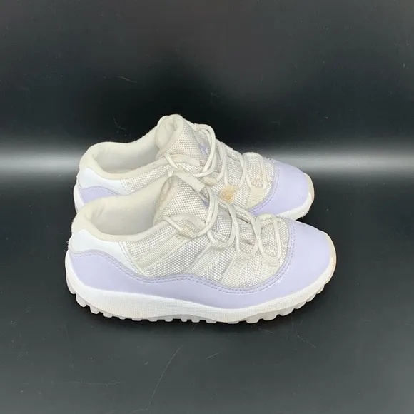 Jordan 11 Retro Low Pure Violet Shoes 645107-101 Toddler Sz 9C EU 26