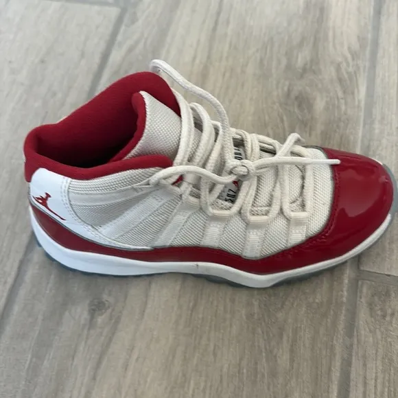 Jordan 11 RETRO (PS)