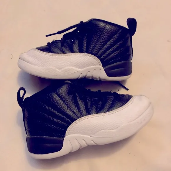 Jordan 12 retro play offs black white sneakers shoes