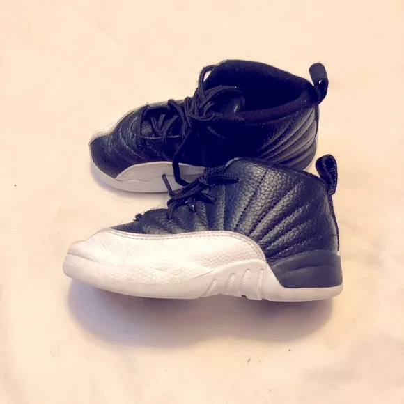 Jordan 12 retro play offs black white sneakers shoes