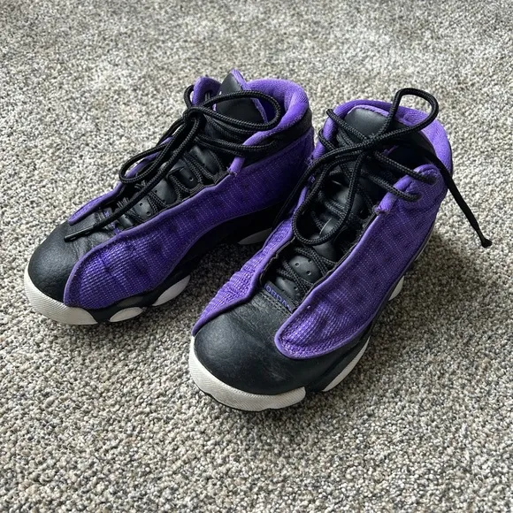 Jordan 13 Retro Venom boys basketball shoes sneakers