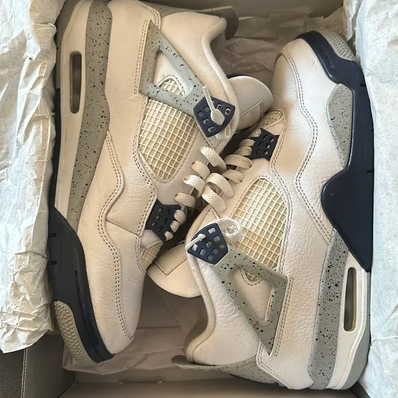 Jordan 4 Retro White and Midnight Navy Men's Shoes
