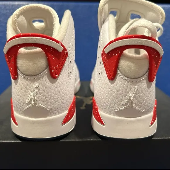 JORDAN 6 RETRO - Kids White and Red Jordan Shoes