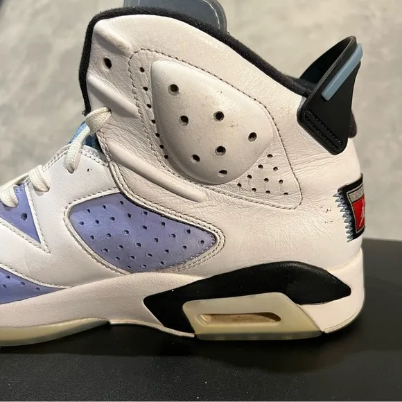 Jordan 6 retro UNC Men's 9.5 University Blue Athletic Basketball Sneakers
