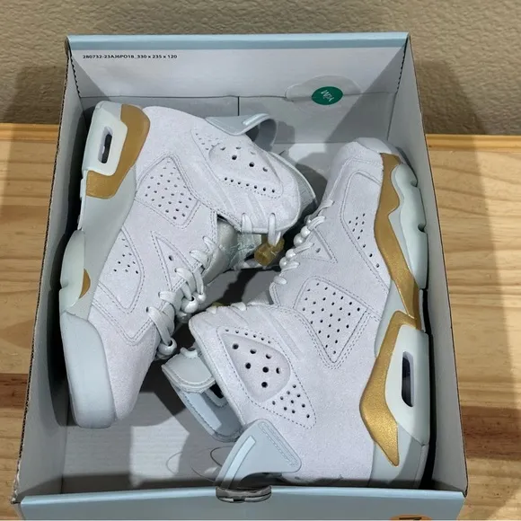 Jordan 6 Retro Women's Size 7 Grey Gold iced Suede Shoes DQ4914 074