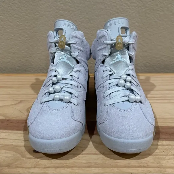 Jordan 6 Retro Women's Size 7 Grey Gold iced Suede Shoes DQ4914 074
