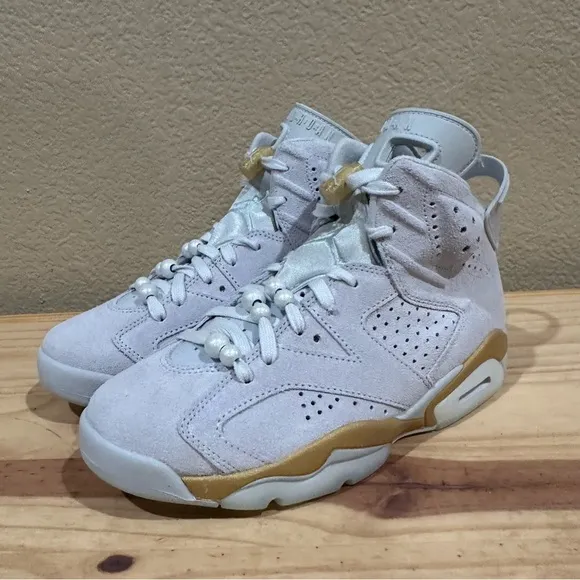 Jordan 6 Retro Women's Size 7 Grey Gold iced Suede Shoes DQ4914 074