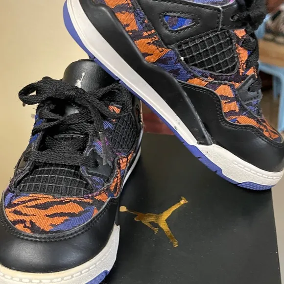 Jordan Air Jordan 4 Retro Rush Violet kids shoes size‎ 9c