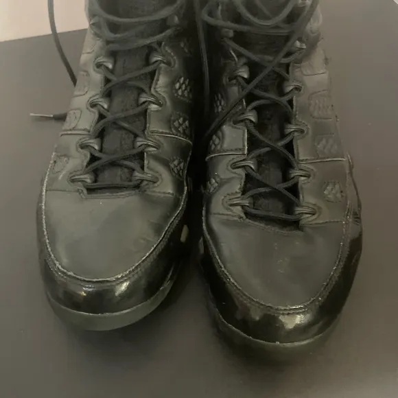 Jordan Black High-Top Athletic Sneakers with Minimalist Design