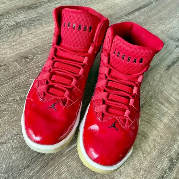 Jordan Max Aura Gym Red Basketball Shoes