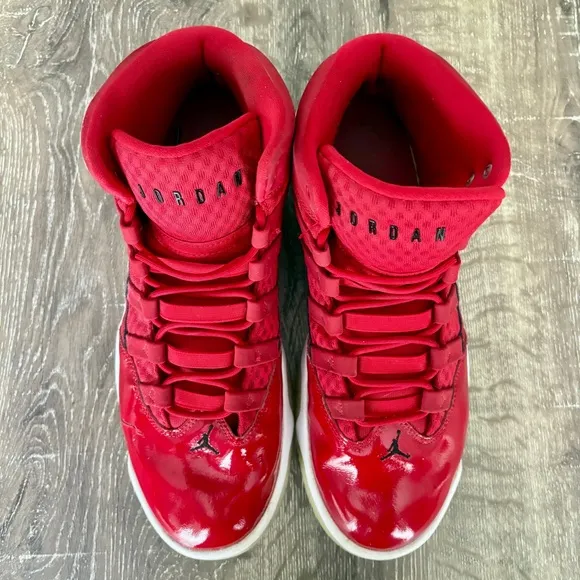 Jordan Max Aura Gym Red Basketball Shoes