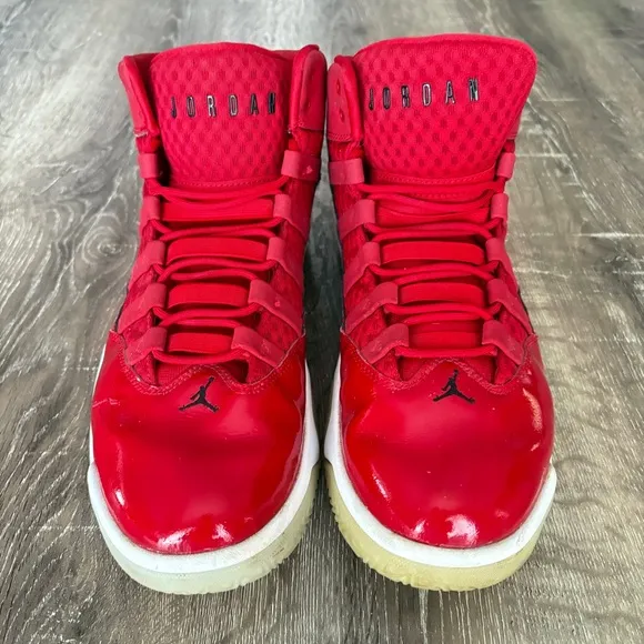 Jordan Max Aura Gym Red Basketball Shoes
