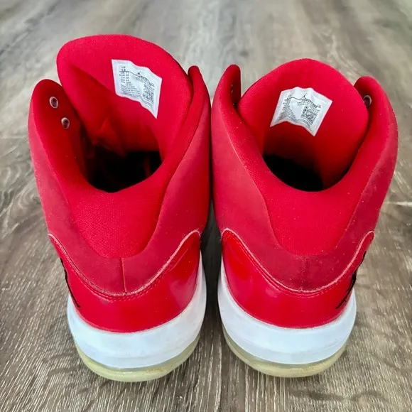 Jordan Max Aura Gym Red Basketball Shoes