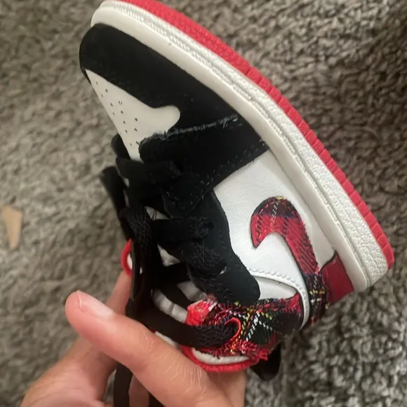 Jordan Retro 1s and 11s 4C