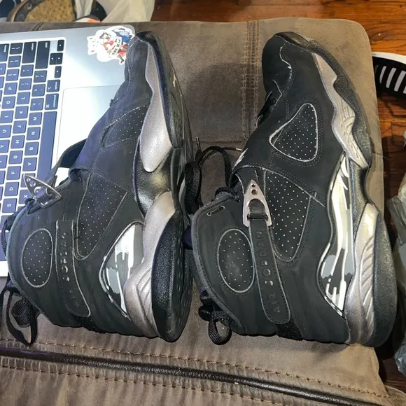 Jordan retro chrome 8s
