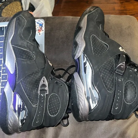 Jordan retro chrome 8s