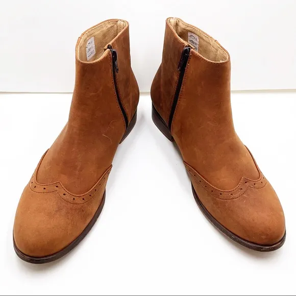 🆕{Julia Bo} Classon Ankle Boots