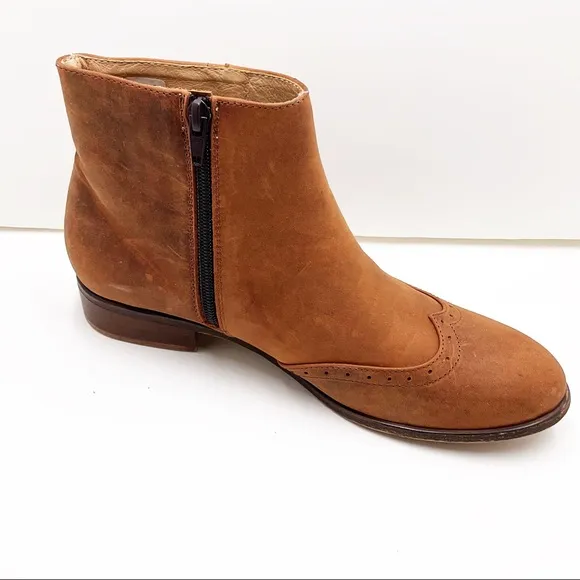🆕{Julia Bo} Classon Ankle Boots