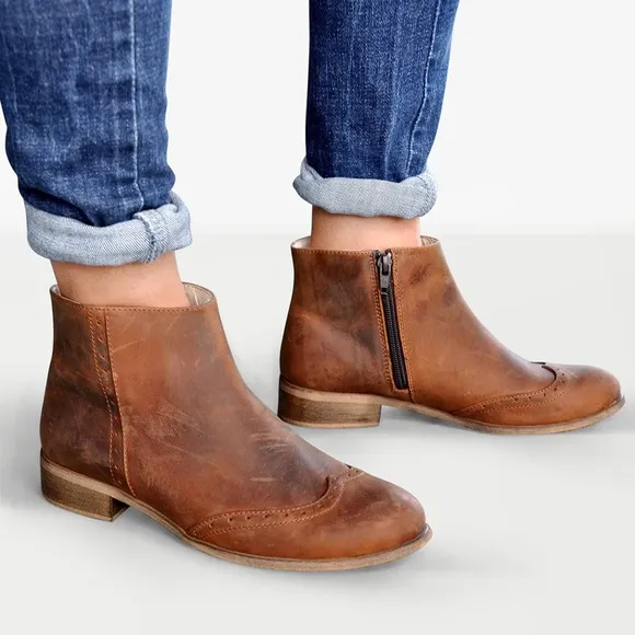 🆕{Julia Bo} Classon Ankle Boots