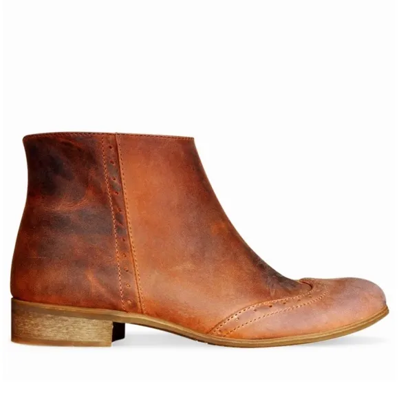 🆕{Julia Bo} Classon Ankle Boots