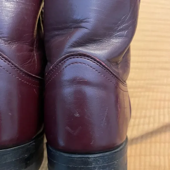 Justin Cowboy boots genuine leather burgundy, vintage, made in the USA Men’s 9d